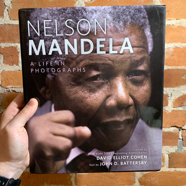 Nelson Mandela: A Life in Photographs - David Elliot Cohen (2009 Coffee Table Edition)