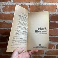 Black Like Me - John Howard Griffin - 1961 Signet Paperback