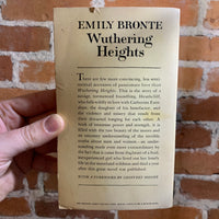 Wuthering Heights - Emily Brontë (1959 Signet Classic Paperback)