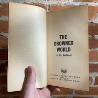 The Drowned World - J.G. Ballard - 1962 Vintage Rare Paperback Edition - Richard Powers Cover