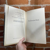 The Shrouded Walls & The Dark Shore - Susan Howatch - 1968 BCE Hardback