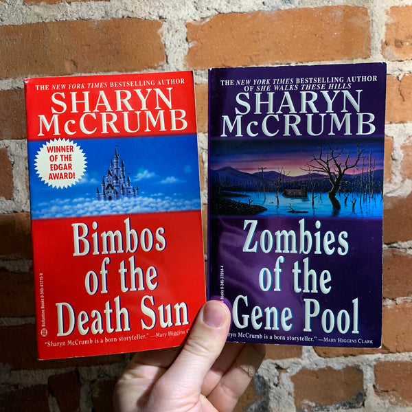 Bimbos of the Death Sun / Zombies of the Gene Pool - Sharyn McCrumb - Paperback