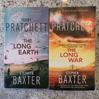 Terry Pratchett & Stephen Baxter - The Long Earth Book 1 and 2 - Paperback Edition