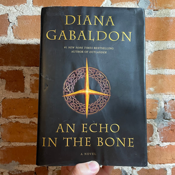 An Echo in the Bone - Diana Gabaldon 2009 Delacorte Press HCDJ