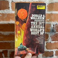 The 1977 Annual World’s Best SF - Edited by Donald Woolheim - Jack Gaughan Cover