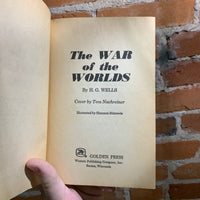 The War of the Worlds - H.G. Wells 1977 Golden Press Illustrated Paperback Edition