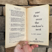 One Flew Over the Cuckoo's Nest - Ken Kesey 1962 Signet Classic Straight Jacket Cover Paperback