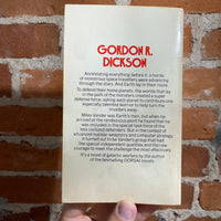 Hour of the Horde - Gordon R. Dickson 1978 Daw Books Greg Theakston Cover