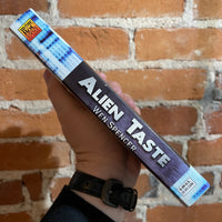 Alien Taste - Wen Spencer - 2001 Roc Paperback Edition