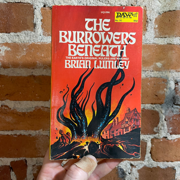 The Burrowers Beneath - Brian Lumley 1974 1st Daw Books Paperback - Tim Kirk Cover
