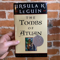 The Tombs of Atuan (Earthsea Cycle #2) - Ursula K. Le Guin - Illustrated 2001 Hardback