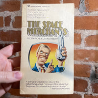 The Space Merchants - Frederick Pohl & C.M. Kornbluth - 1972 Ballantine Paperback Edition - Robert Grossman Cover