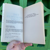 The Christmas Murder - Lee Harris 1994 Paperback - 1st Edition