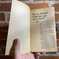 The High Crusade - Poul Anderson - 1964 Macfadden Paperback