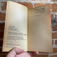 Invisible Residents: The Reality of Underwater UFOs - Ivan T. Sanderson - 1973 Avon Books Paperback