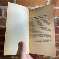 Invisible Residents: The Reality of Underwater UFOs - Ivan T. Sanderson - 1973 Avon Books Paperback