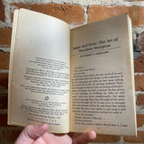 Godbody - Theodore Sturgeon - 1987 Signet Books Paperback