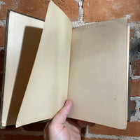 Burns’ Poems: The Complete Works of Robert Burns - Edited by Alexander Smith - Thomas Y. Crowell & Company Illustrated Hardback