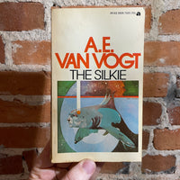 The Silkie - A.E. Van Vogt 1969 Ace Books Paperback Jack Gaughan Cover