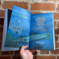 Twenty Thousand Leagues Under the Sea - Jules Verne - 1990 Illustrated Reader’s Digest Hardback