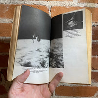 No Earthly Explanation - John Wallace Spencer - 1975 Bantam Books Paperback