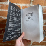 Jonathan Strange and Mr. Norrell - Susanna Clarke - 2005 Illustrated Bloomsbury Paperback