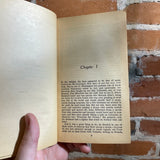 Crazy in Berlin - Thomas Berger - Signet Books - 1971 1st Printing Paperback