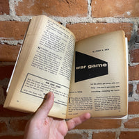 Galaxy Science Fiction - December 1959 - Includes Philip K. Dick’s War Games - Christmas Sci-Fi Cover