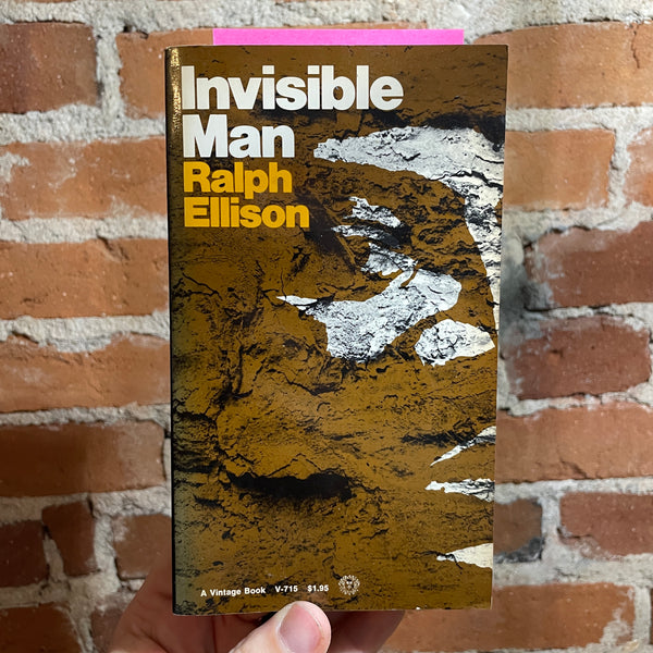 Invisible Man - Ralph Ellison 1972 Vintage Books Paperback Edition
