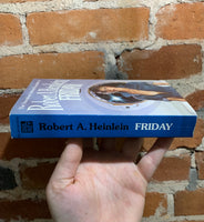 Friday - Robert A. Heinlein (Michael Whelan Cover)
