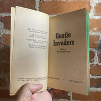 Gentle Invaders - Edited by Hans Stefan Santesson - 1969 Belmont Books Paperback