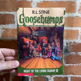 Goosebumps Paperback Bundle - 16 Book Lot Apple Fiction