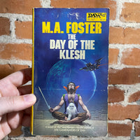 The Day of the Klesh - M.A. Foster - 1978 Daw Books - Michael Whelan Cover