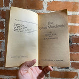 The Space Merchants - Frederick Pohl & C.M. Kornbluth - 1972 Ballantine Paperback Edition - Robert Grossman Cover