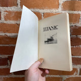 Titanic - Colonel Archibald Grace - Paperback