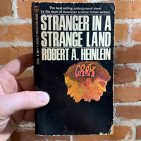 Stranger in a Strange Land - Robert A. Heinlein - 1973 Grok Paperback Edition
