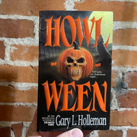 Howl-O-Ween - Gary L. Holleman - Paperback