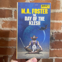 The Day of the Klesh - M.A. Foster - 1979 Daw Books Paperback - Michael Whelan Cover