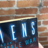 Aliens: The Female War - Steve Perry and Stephani Perry - 1993 Bantam Books Reading Copy Paperback