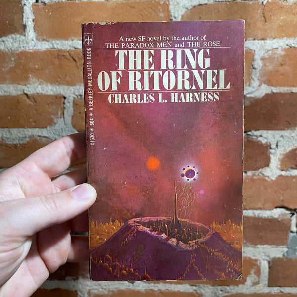 The Ring of Ritornel - Charles L. Harness - Paul Lehr Cover 1968 Paperback Edition