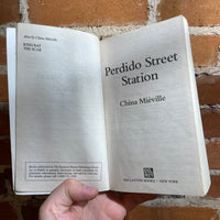 Perdido Street Station - China Miéville - 2003 Paperback