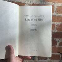 Lord of the Flies - William Golding Penguin Classics Deluxe Edition paperback