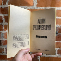 Alien Perspective - David Houston - 1978 Leisure Books Paperback