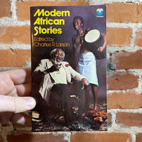 Modern African Stories - Edited by Charles R. Larson 1971 Revised Fontana Paperback Edirion