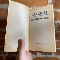 Catch-22 - Joseph Heller - 1985 Dell Paperback