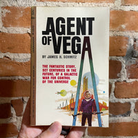 Agent of Vega - James H. Schmitz - 1962 Pocket Books Paperback
