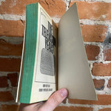 The Vampire Women - Victor Samuels 1973 Paperback Library Jeff Jones Cover