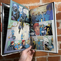 Batman: Heart of Hush - Paul Dini, Dustin Nguyen, Derek Fridolfs Hardcover Edition