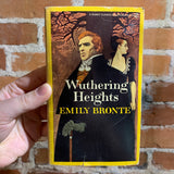 Wuthering Heights - Emily Brontë (1959 Signet Classic Paperback)