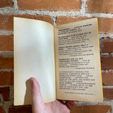 The Shining - Stephen King - 1978 Signet Books Paperback